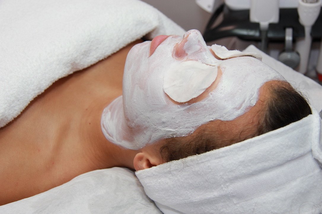 Rustgevend gezichtsmasker bij LiliBeauty Hoofddorp